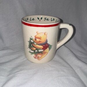 1996 Disneys Winnie the Pooh Christmas Ceramic Coffee Mug Pooh Piglet Vintage